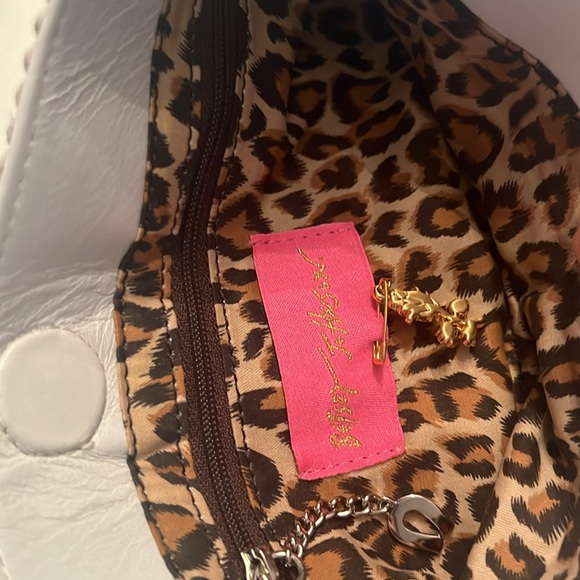Betsey Johnson white/grey leather clutch - Picture 9 of 9